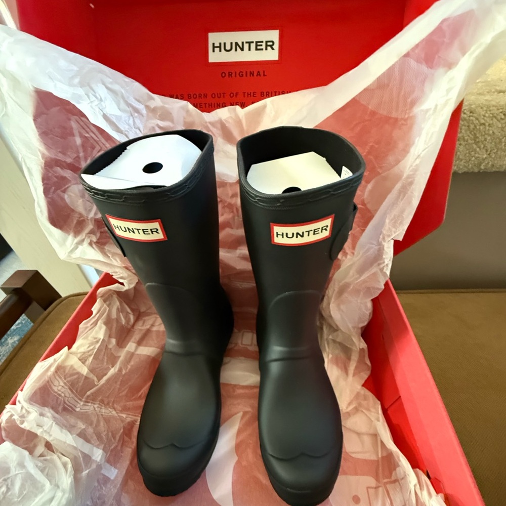 Hunter Women’s Original Short Boot Black Size 7M